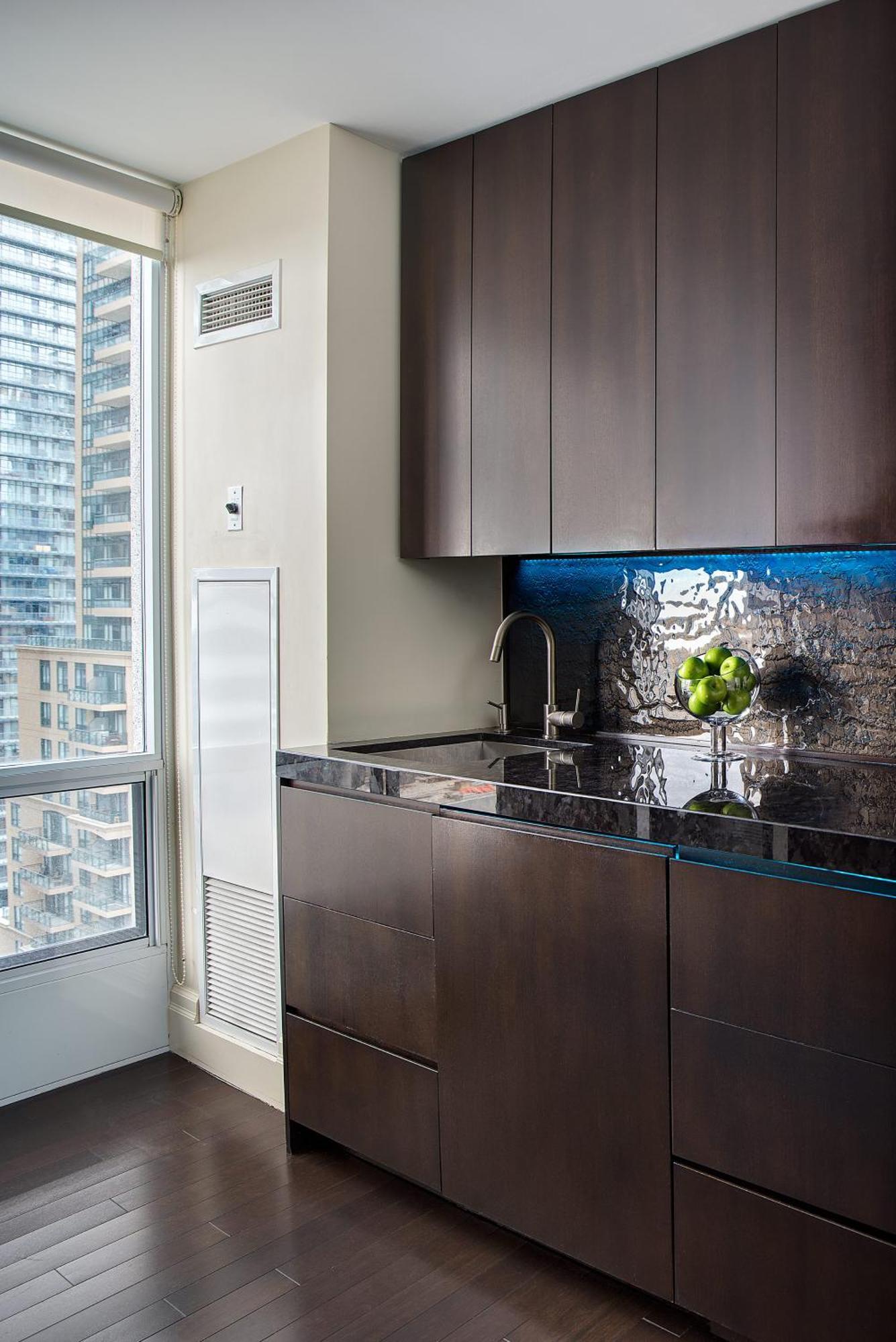 Sky Suites Yorkville Торонто Екстериор снимка