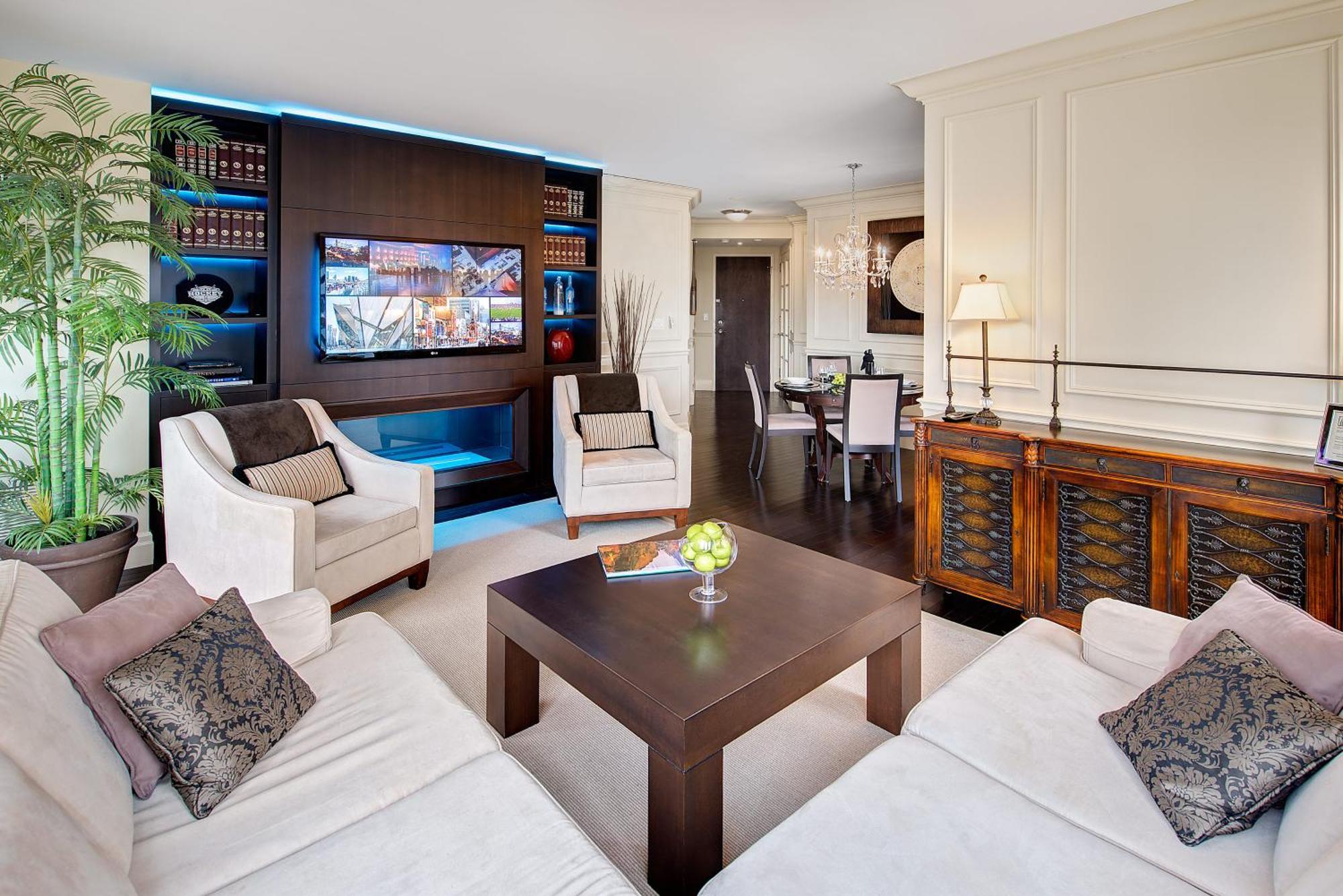 Sky Suites Yorkville Торонто Екстериор снимка