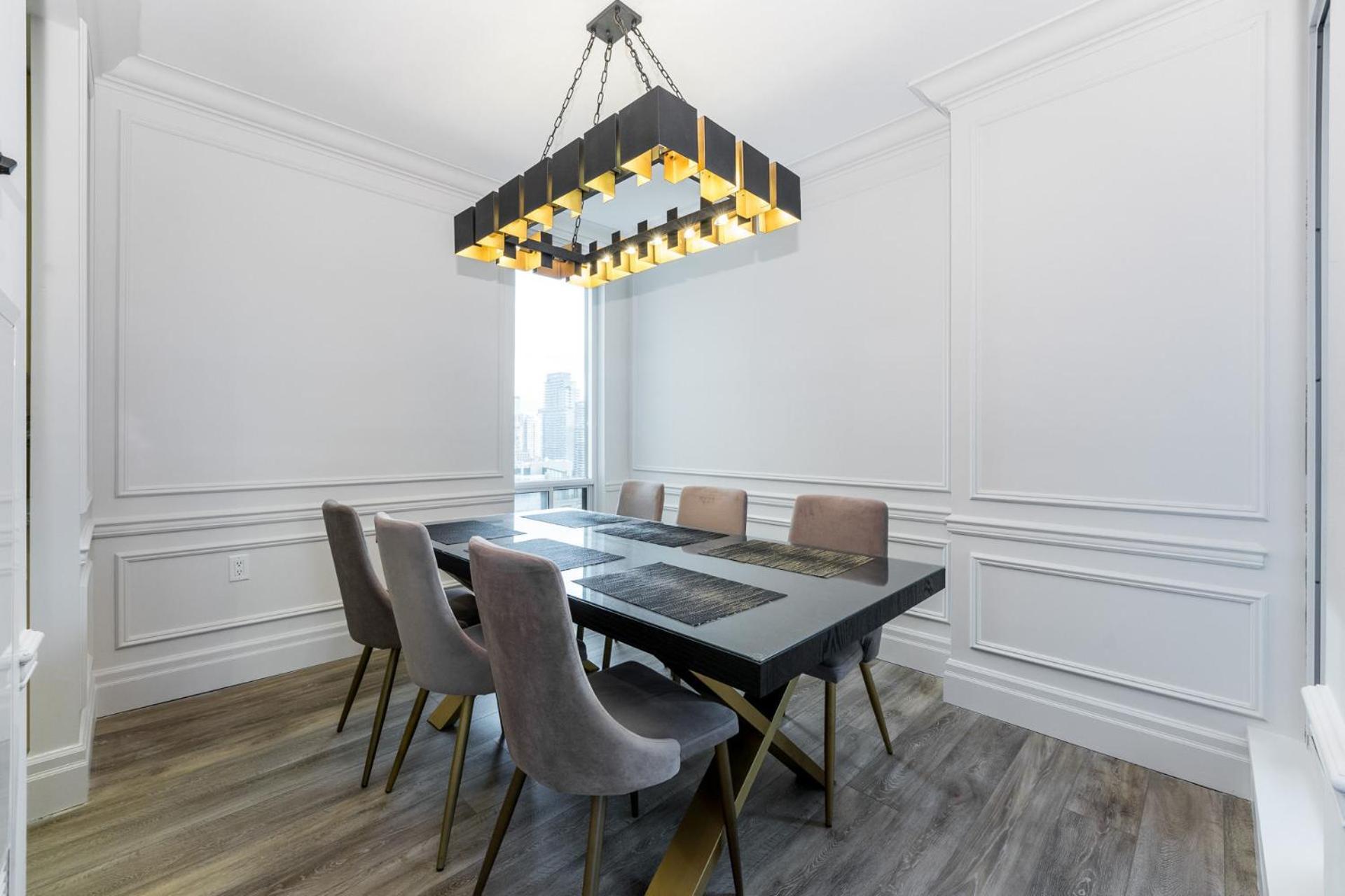 Sky Suites Yorkville Торонто Екстериор снимка