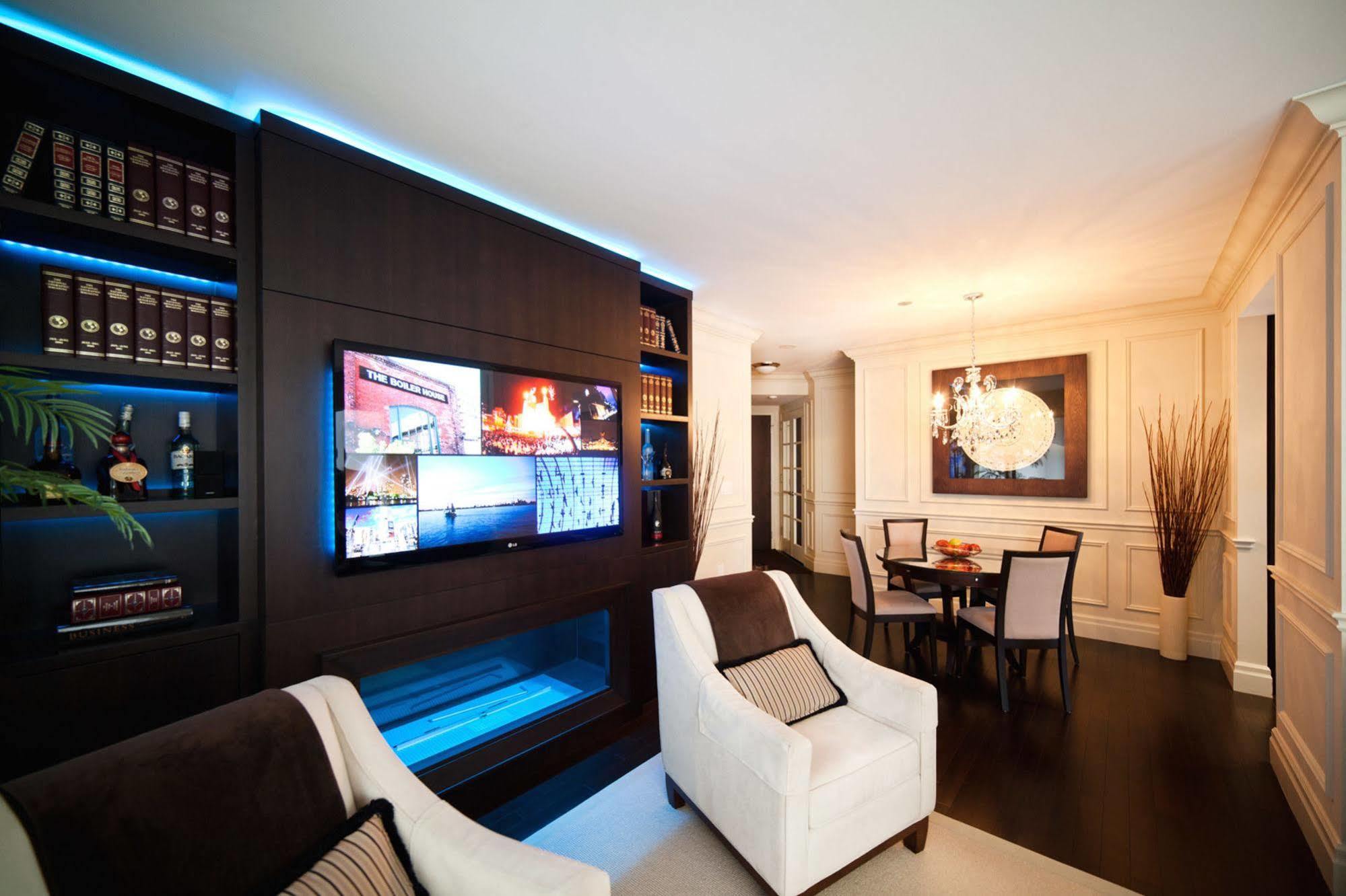 Sky Suites Yorkville Торонто Екстериор снимка
