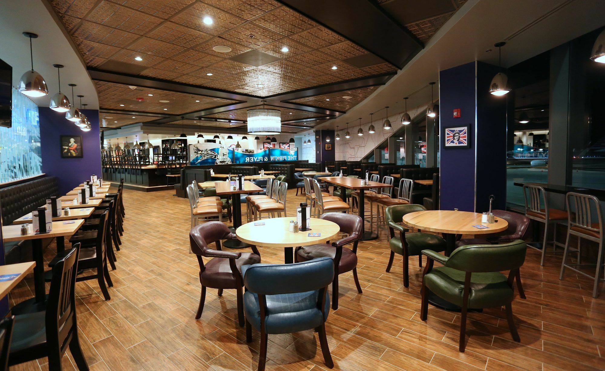 Sky Suites Yorkville Торонто Екстериор снимка